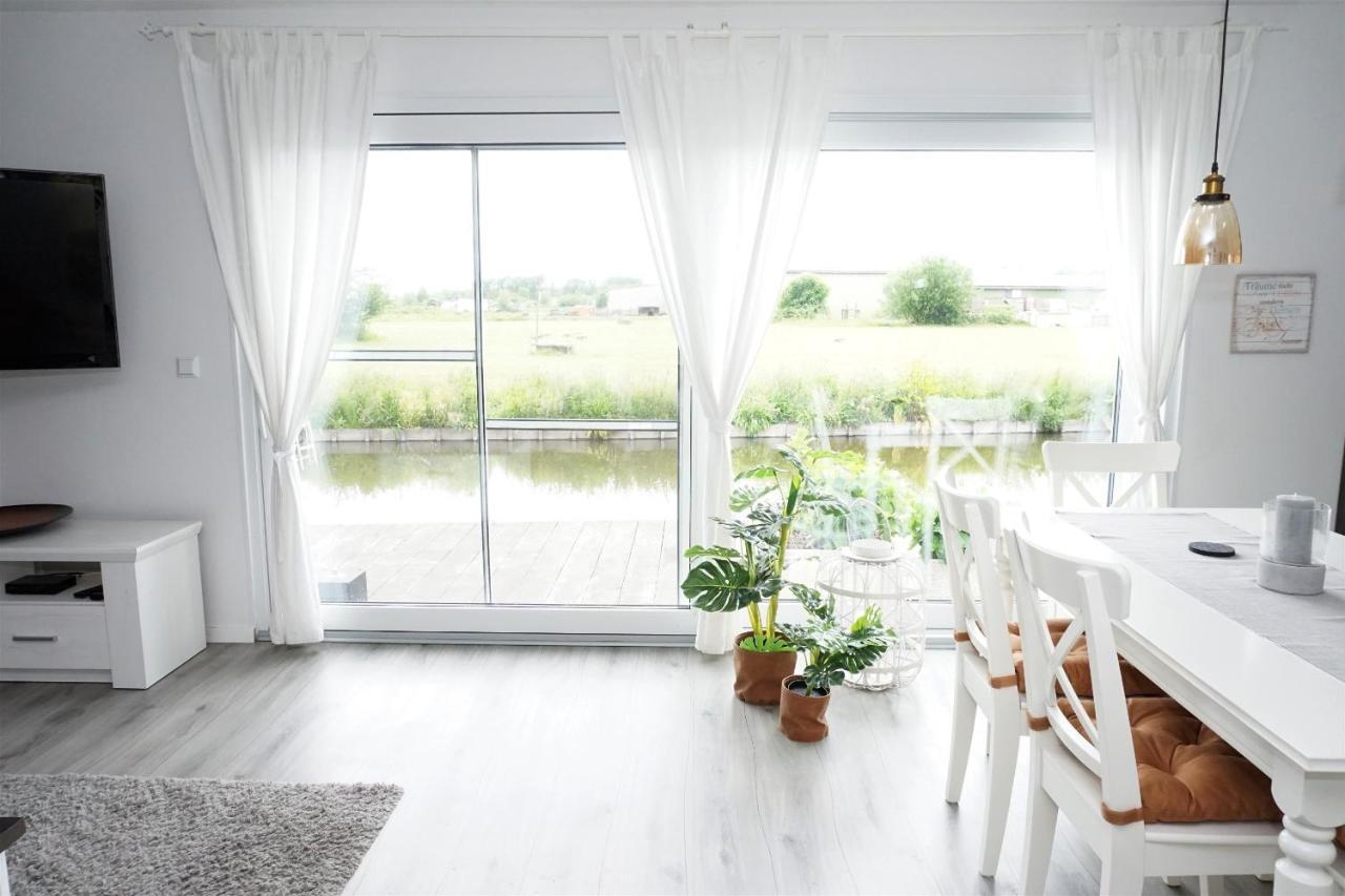 Ferienhaus Max Am Wasser Ferienpark Vislust Wervershoof Exterior foto