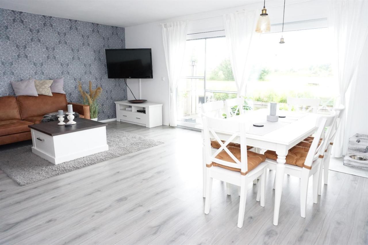Ferienhaus Max Am Wasser Ferienpark Vislust Wervershoof Exterior foto