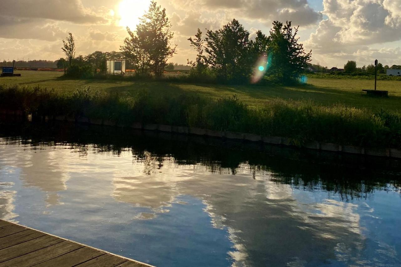 Ferienhaus Max Am Wasser Ferienpark Vislust Wervershoof Exterior foto